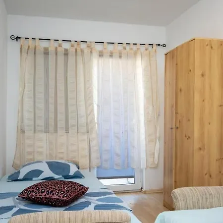 Apartment Gavro Vir