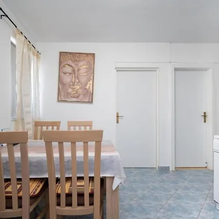 Gavro Apartment