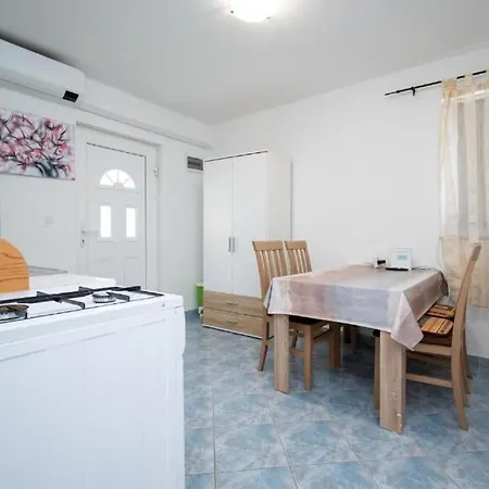 Apartment Gavro Vir