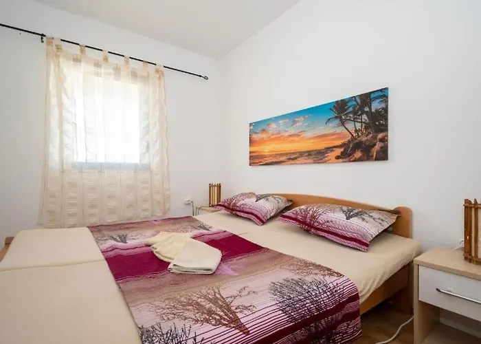 Gavro Apartmán Vir